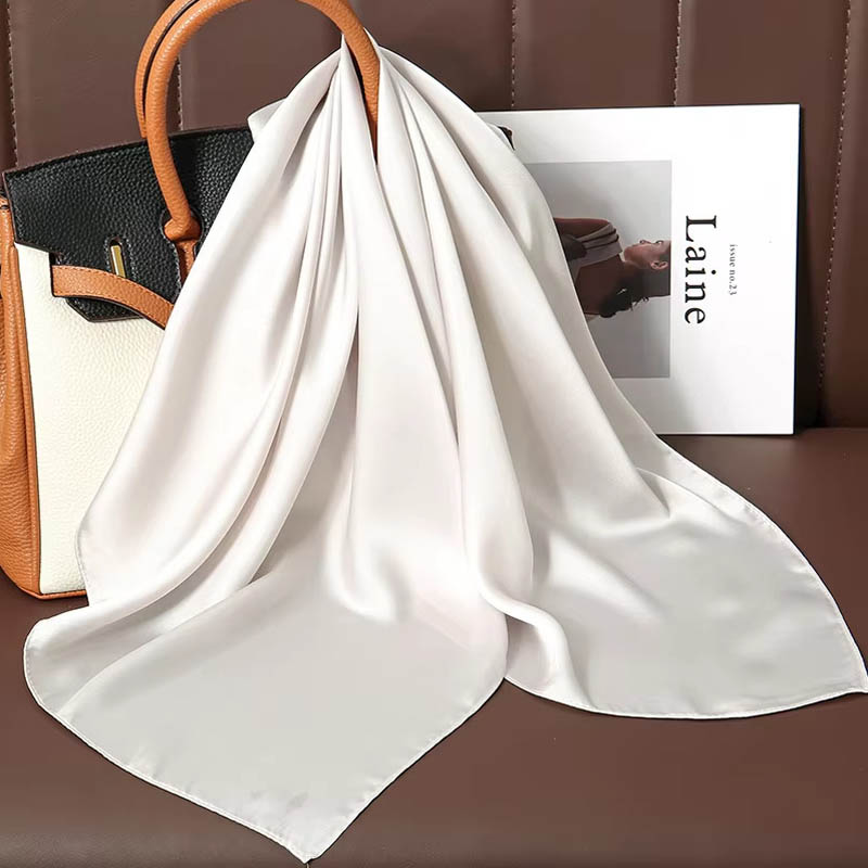 Luxury Solid Color Silk Square - Luxury Bags Expensive avis et prix