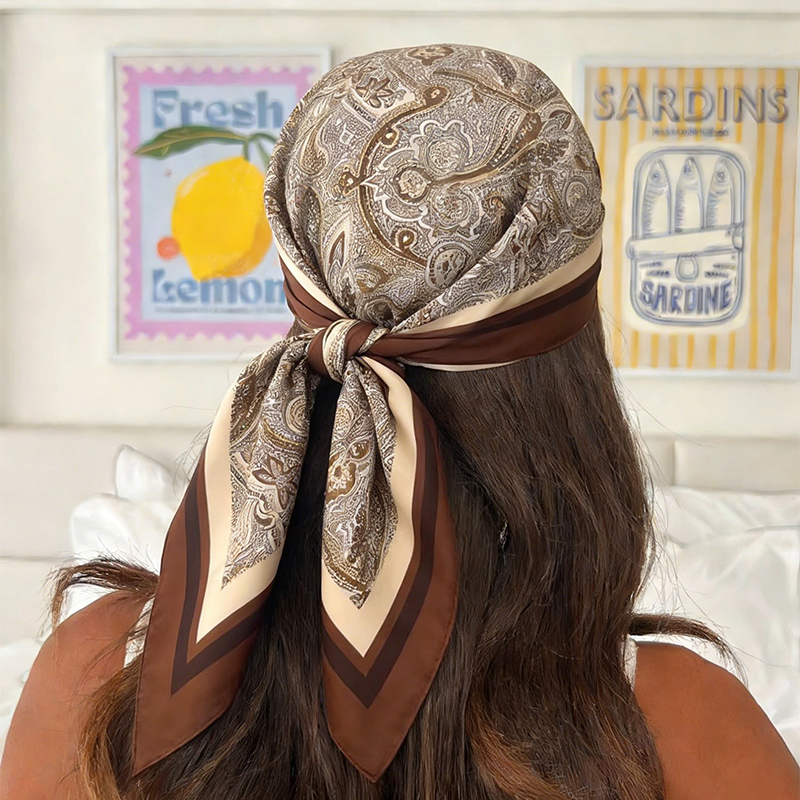 Luxury Women Silk Square Scarf - Luxury Bags Expensive avis et prix