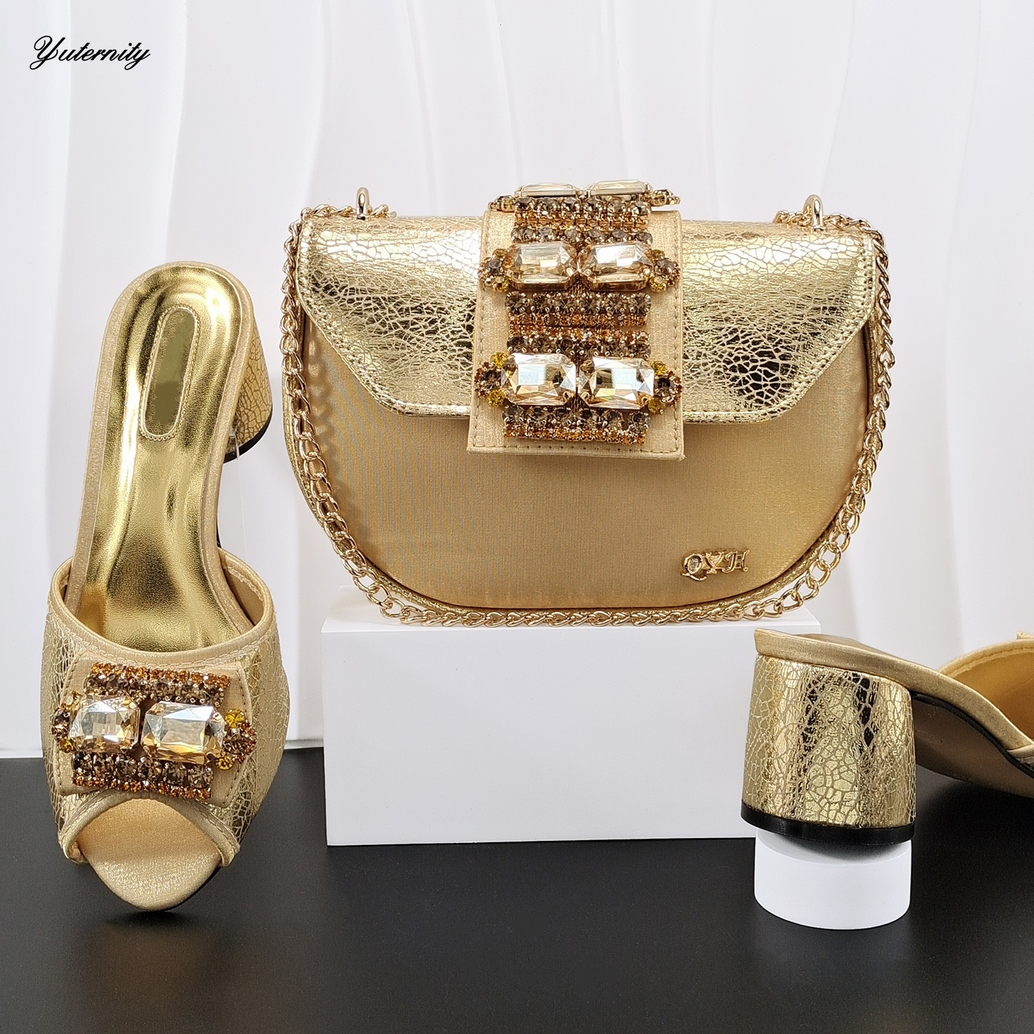 Dubai Rhinestone Luxury Slippe - Luxury Bags Dubai avis et prix