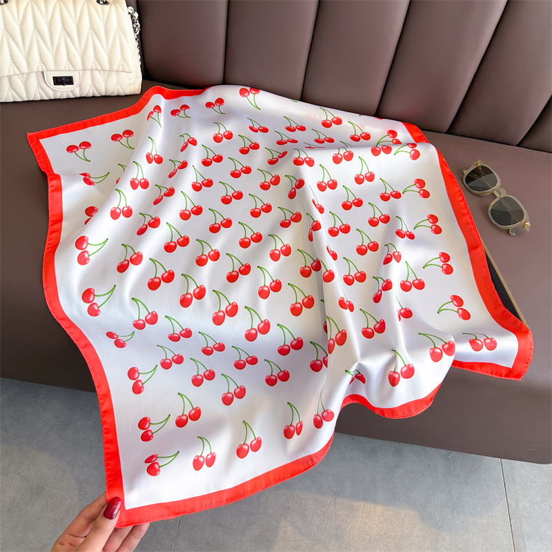 Luxury Square Satin Scarf Wome - Luxury Bags Expensive avis et prix